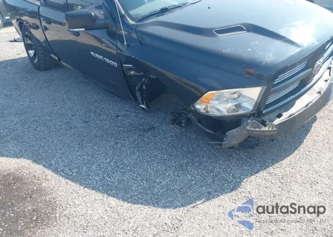 2012 Ram 1500 Sport из США, поврежденный, VIN 1C6RD7HT1CS343029